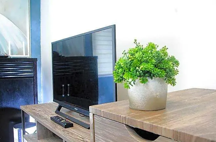 Cozy Pad In Cubao Manila